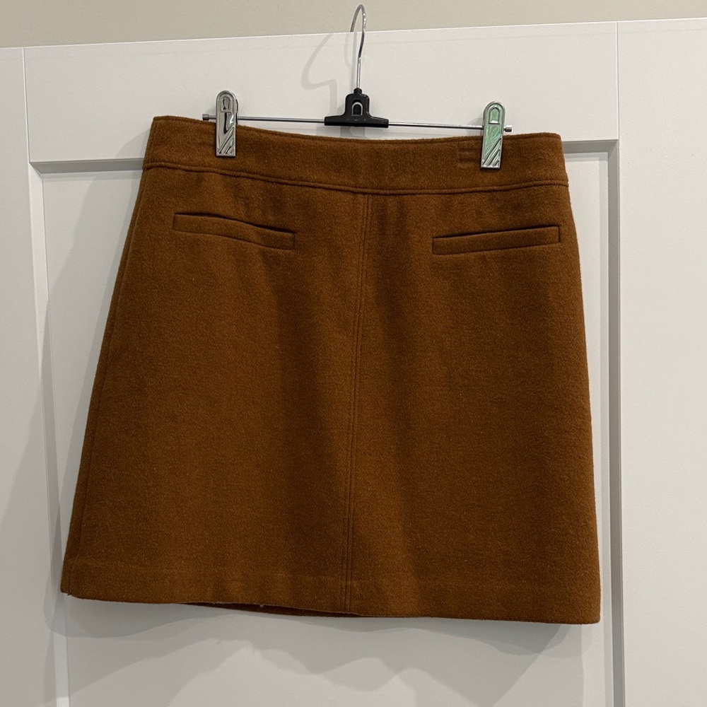 Classic Brown Mini Skirt with Welt Pockets
